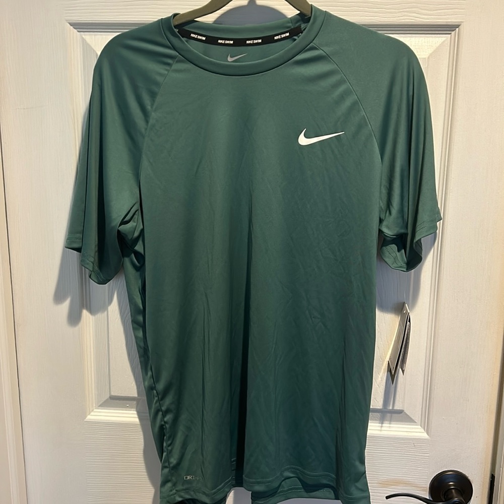 Nike men swim shirt size M